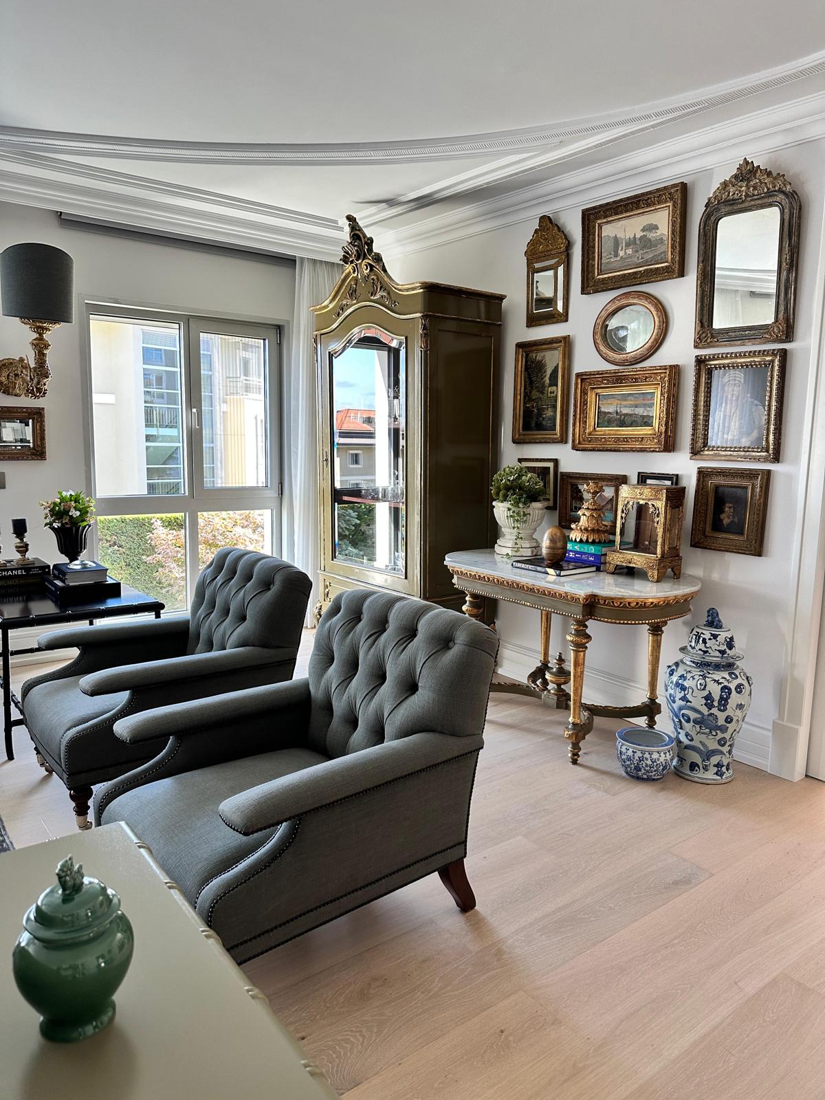 Dining Room with Giltwood Mirror